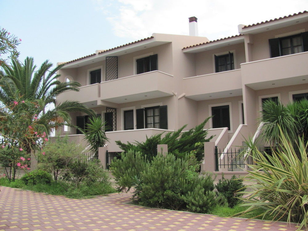 Lakonia Bay Apartments Archangelos  Bagian luar foto